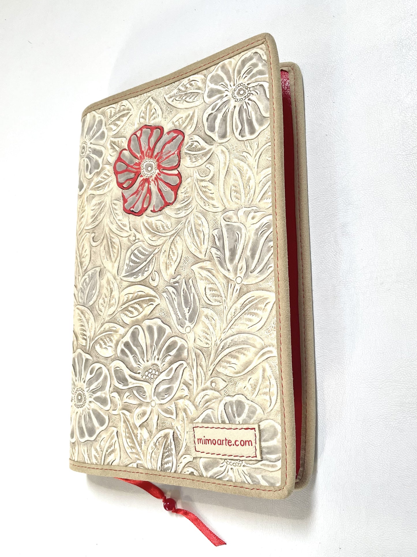 Capa de proteção de livros em pele