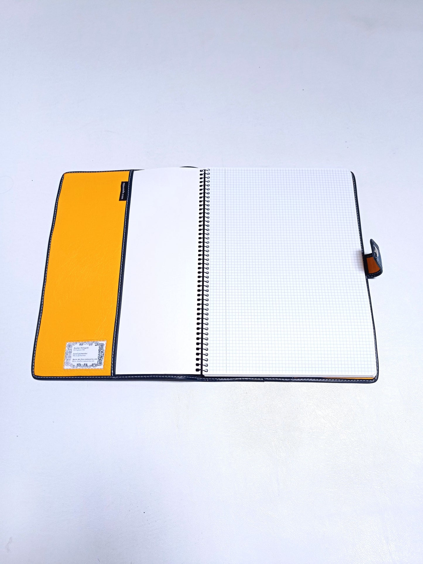 Capa para caderno A4 personalizada