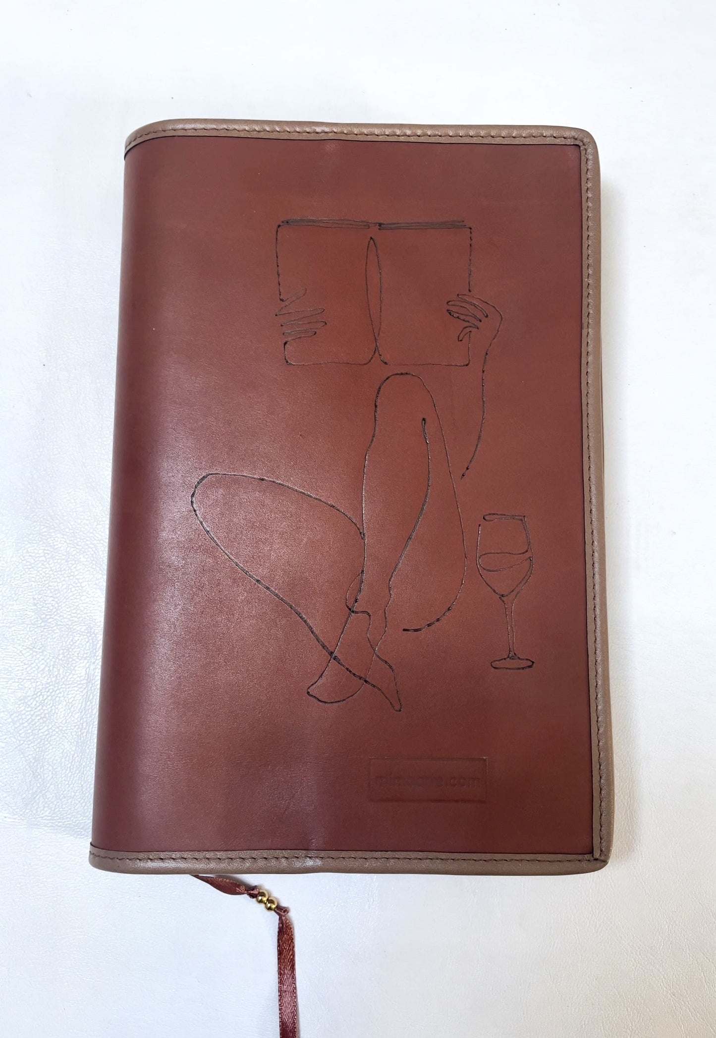 Capa  de proteção de livros em pele