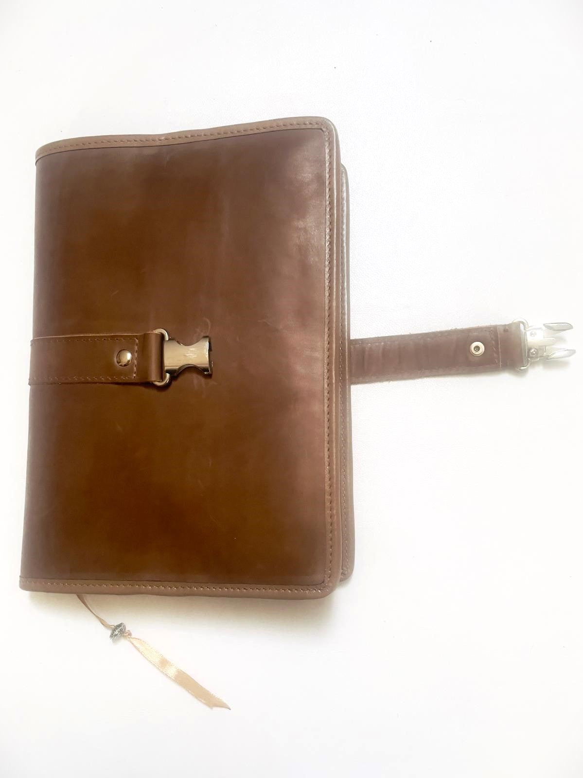 Porta Agenda A5 em Pele